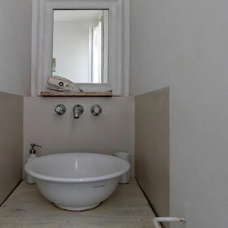 Pozzo Garitta, Borgo Dei Ceramisti,