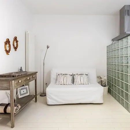 Pozzo Garitta, Borgo Dei Ceramisti,