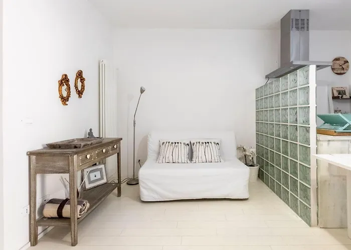 Pozzo Garitta, Borgo Dei Ceramisti,